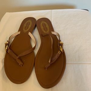 Elie tahari flats